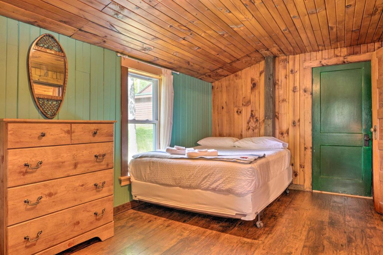 Rustic Cabin Retreat On Rangeley Lake! Zewnętrze zdjęcie