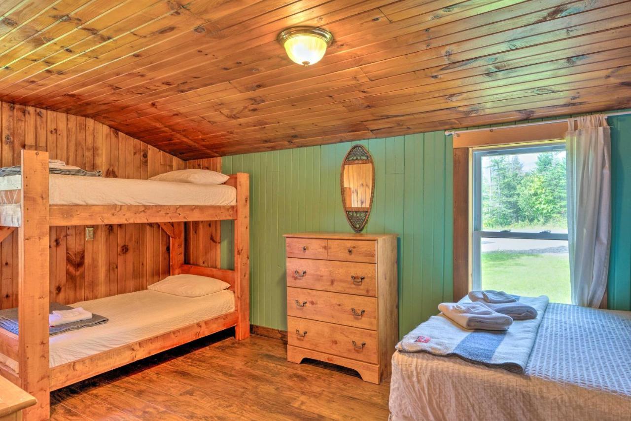 Rustic Cabin Retreat On Rangeley Lake! Zewnętrze zdjęcie