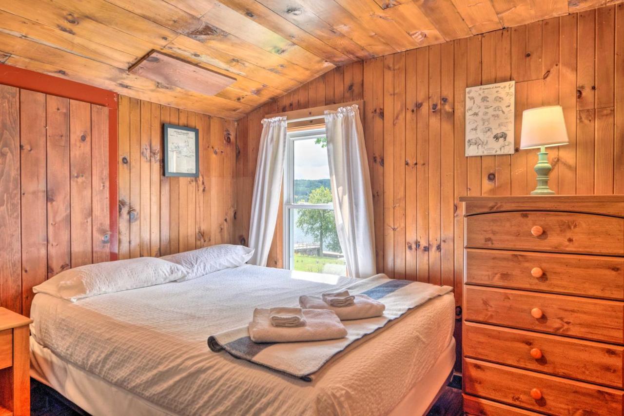 Rustic Cabin Retreat On Rangeley Lake! Zewnętrze zdjęcie