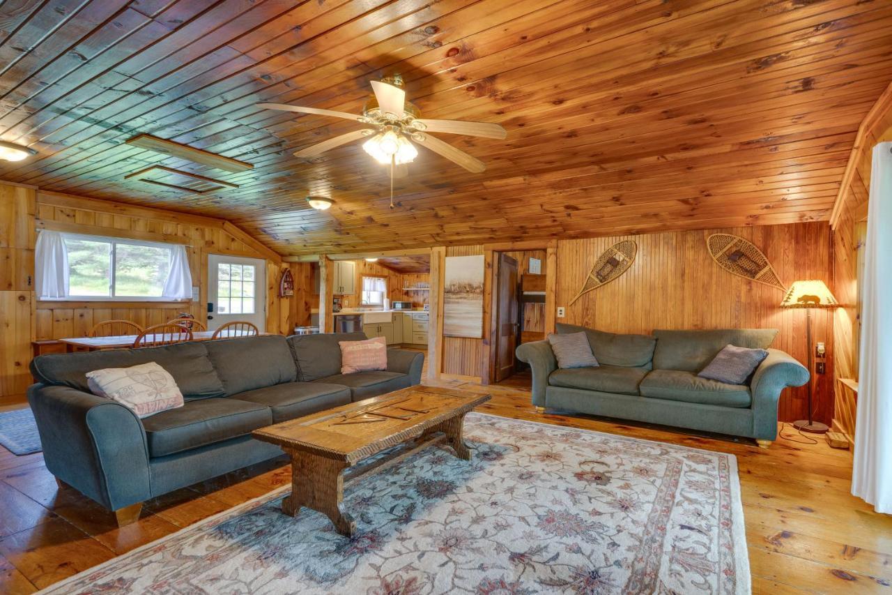 Rustic Cabin Retreat On Rangeley Lake! Zewnętrze zdjęcie