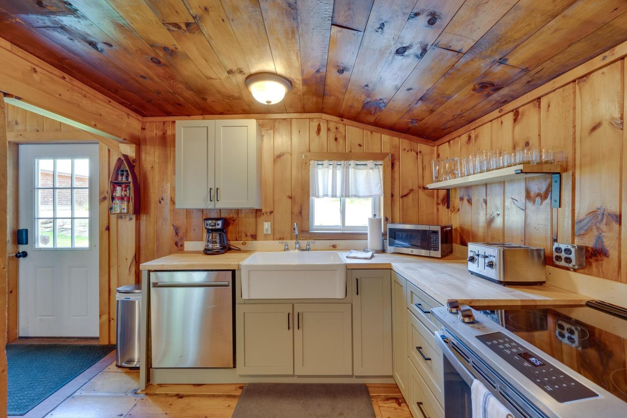 Rustic Cabin Retreat On Rangeley Lake! Zewnętrze zdjęcie