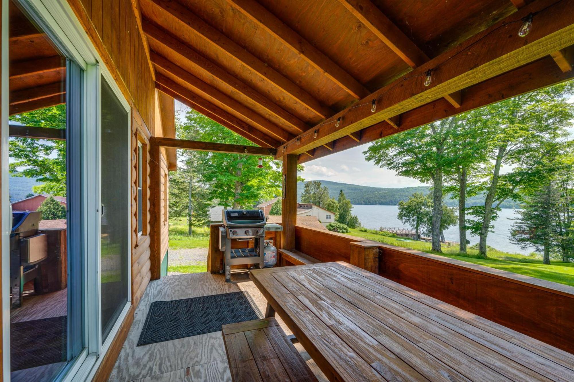 Rustic Cabin Retreat On Rangeley Lake! Zewnętrze zdjęcie